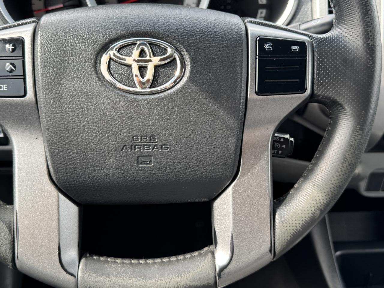Toyota Tacoma  2013
