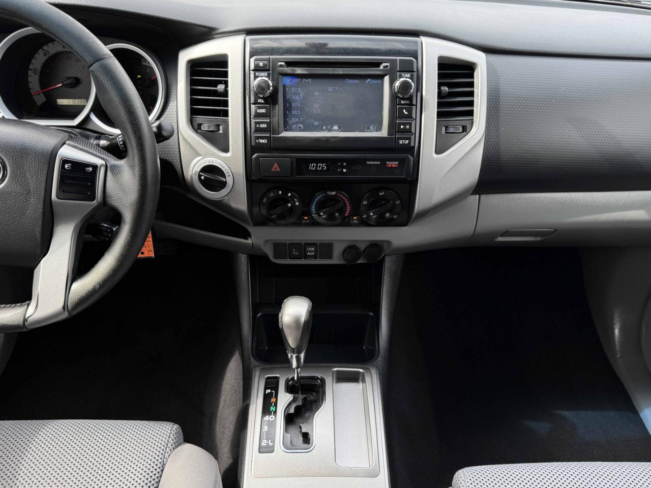 Toyota Tacoma  2013