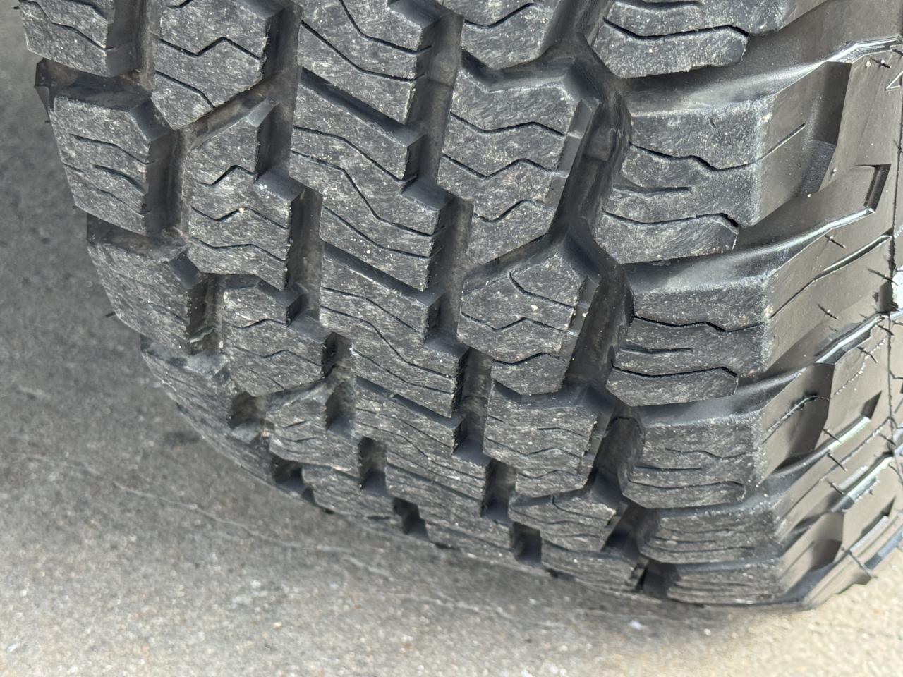 Toyota Tacoma  2013