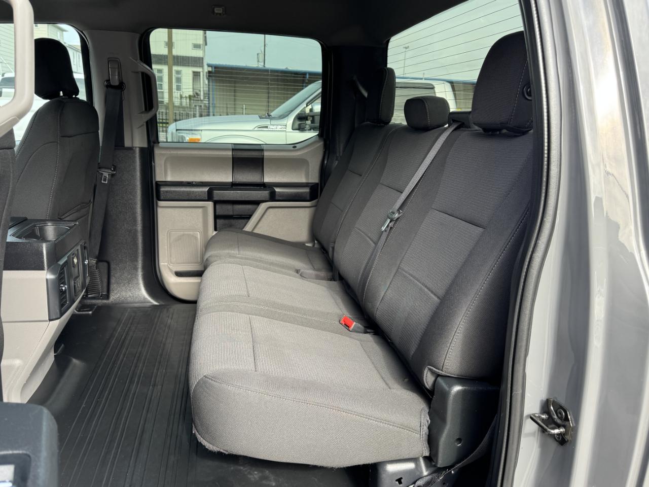 Ford F-150 XL SuperCrew 2WD 2018