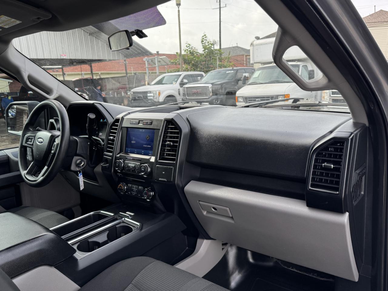 Ford F-150 XL SuperCrew 2WD 2018