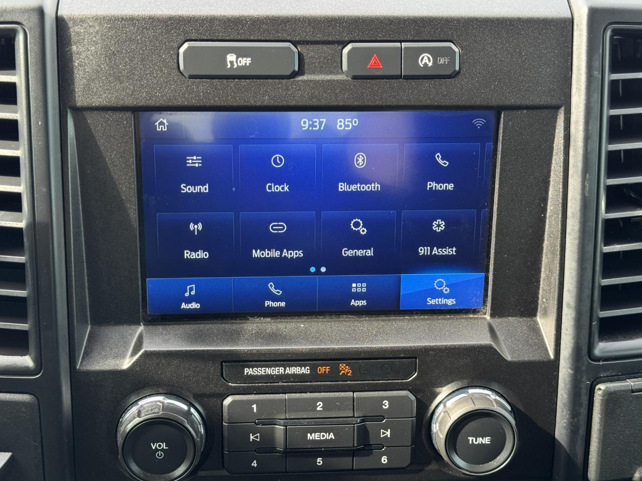 Ford F-150 XL SuperCrew 2WD 2018