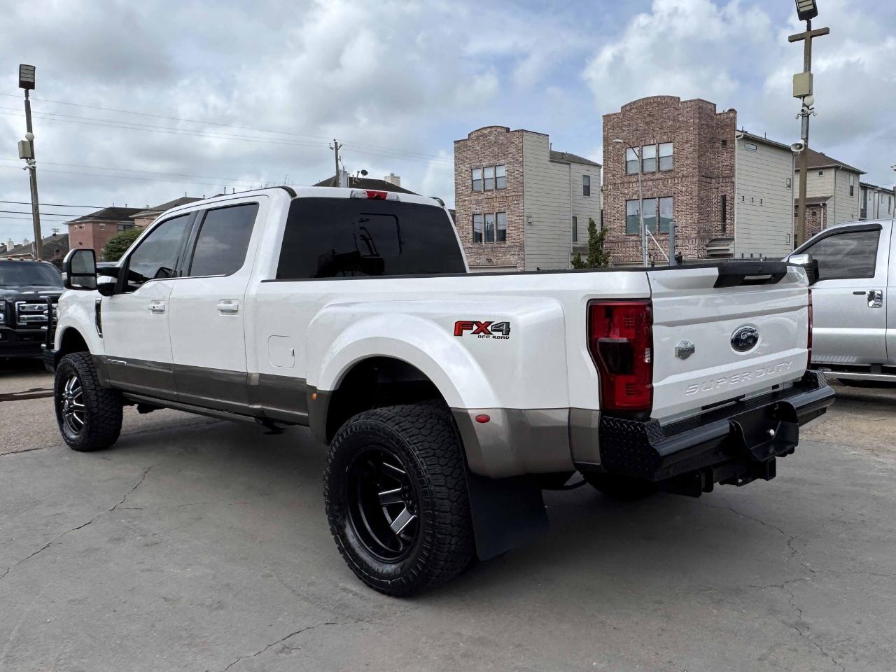 Ford Super Duty F-350 DRW  2019