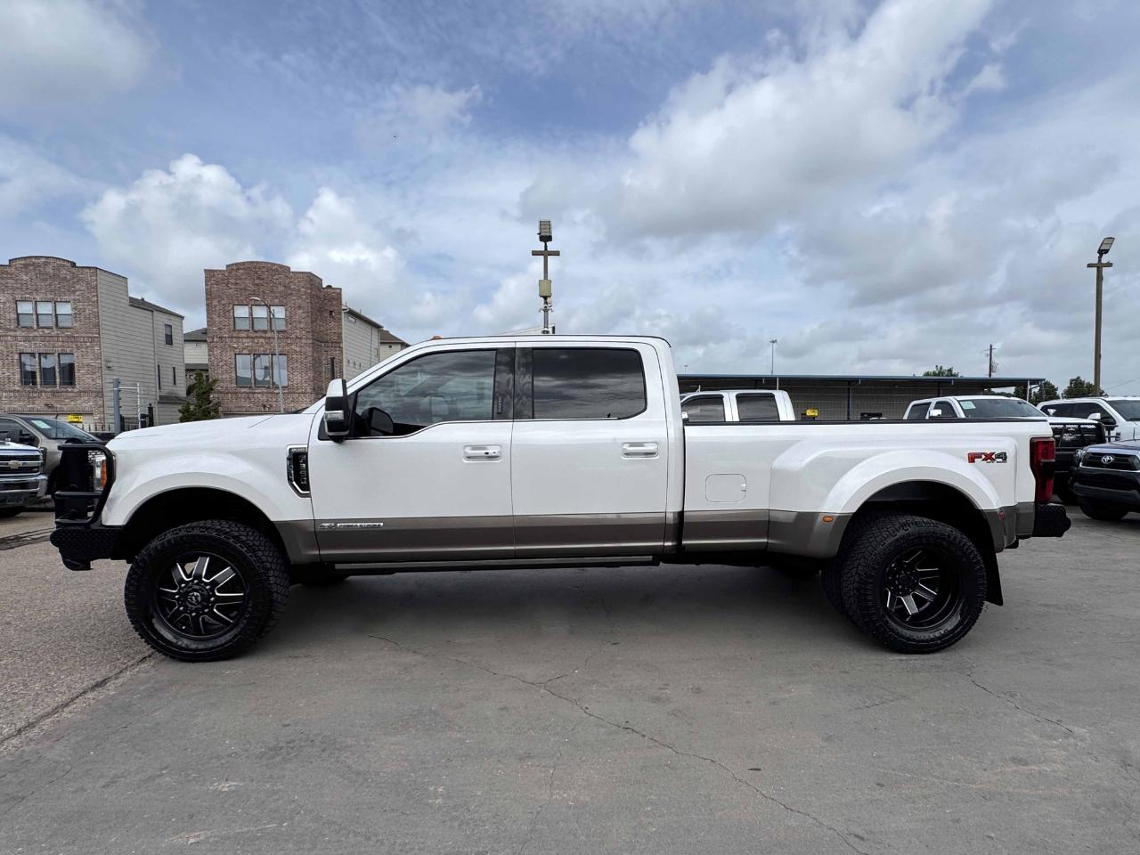 Ford Super Duty F-350 DRW  2019