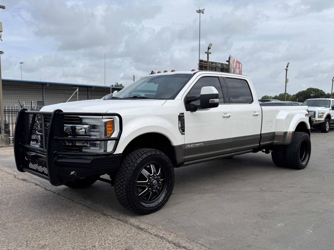Ford Super Duty F-350 DRW  2019