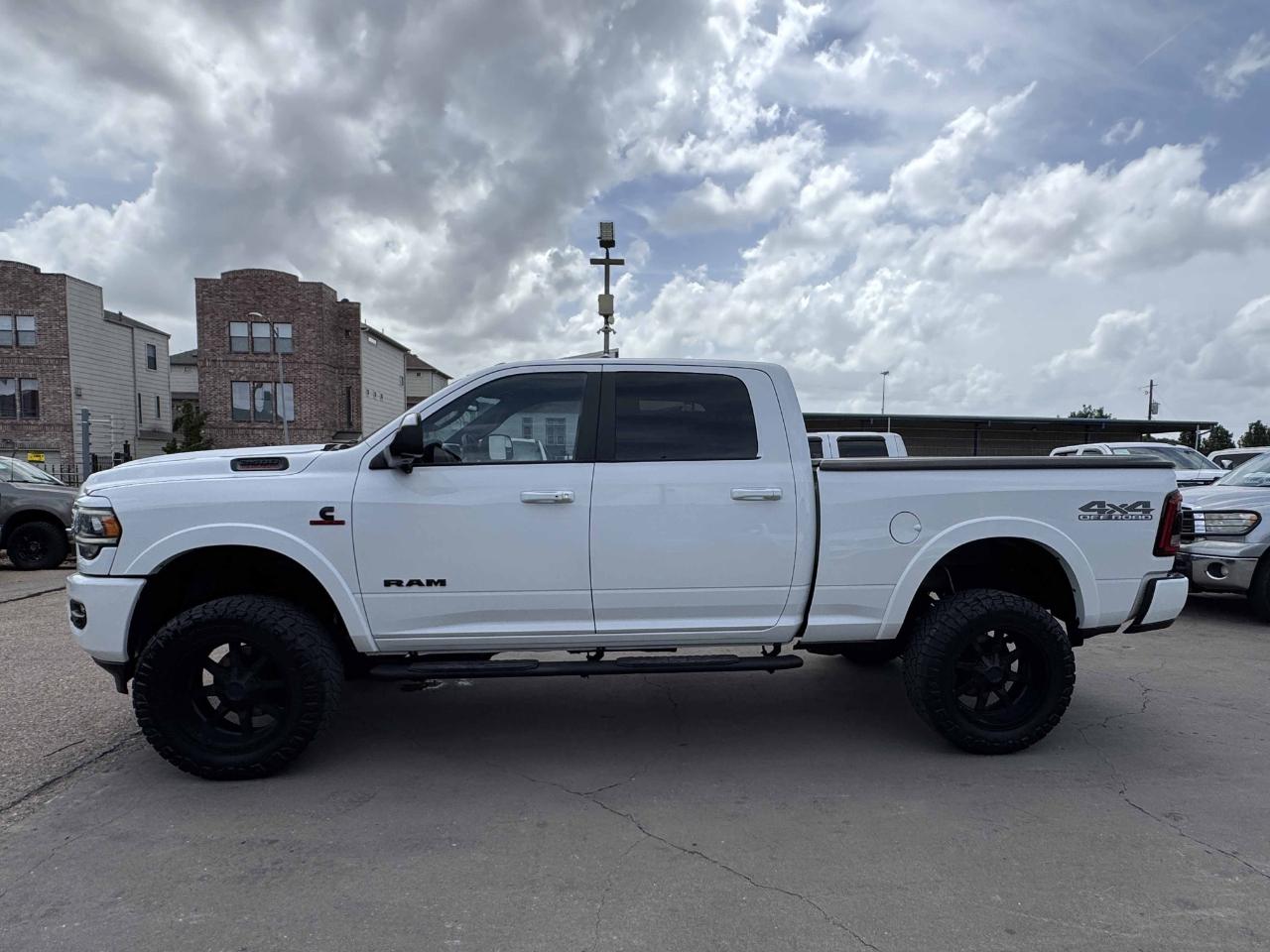 RAM 2500 Laramie Crew Cab 4WD 2019
