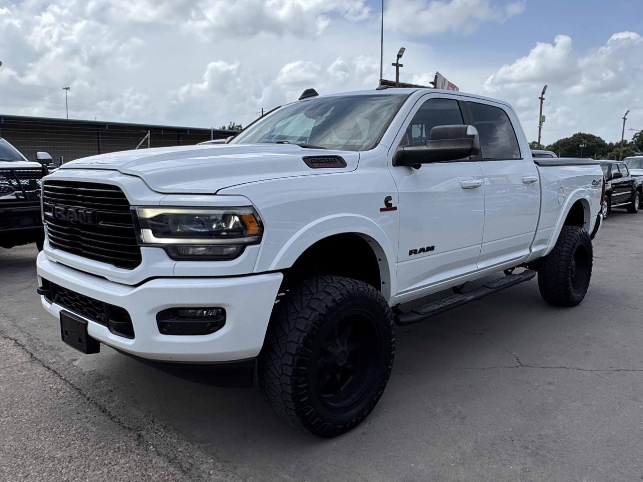 RAM 2500 Laramie Crew Cab 4WD 2019