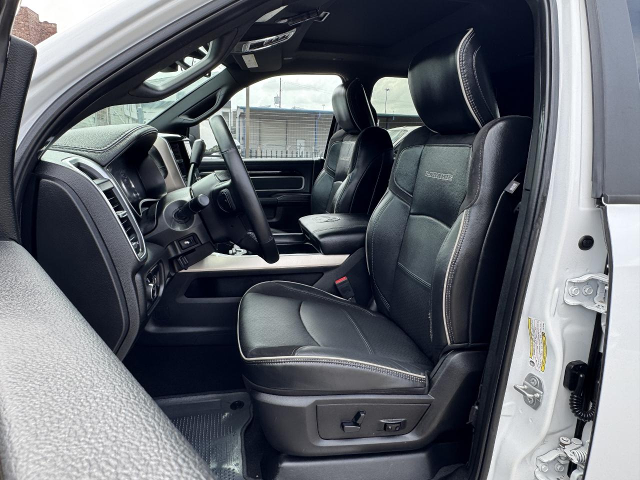 RAM 2500 Laramie Crew Cab 4WD 2019