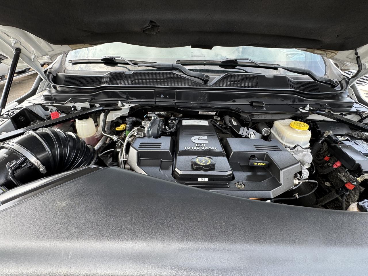RAM 2500 Laramie Crew Cab 4WD 2019
