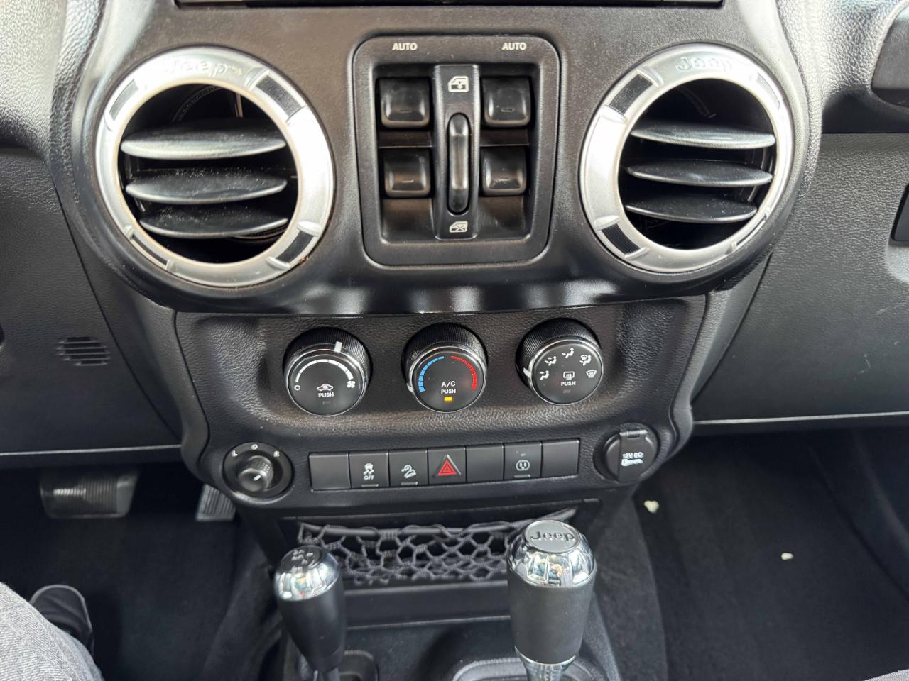 Jeep Wrangler Unlimited  2014