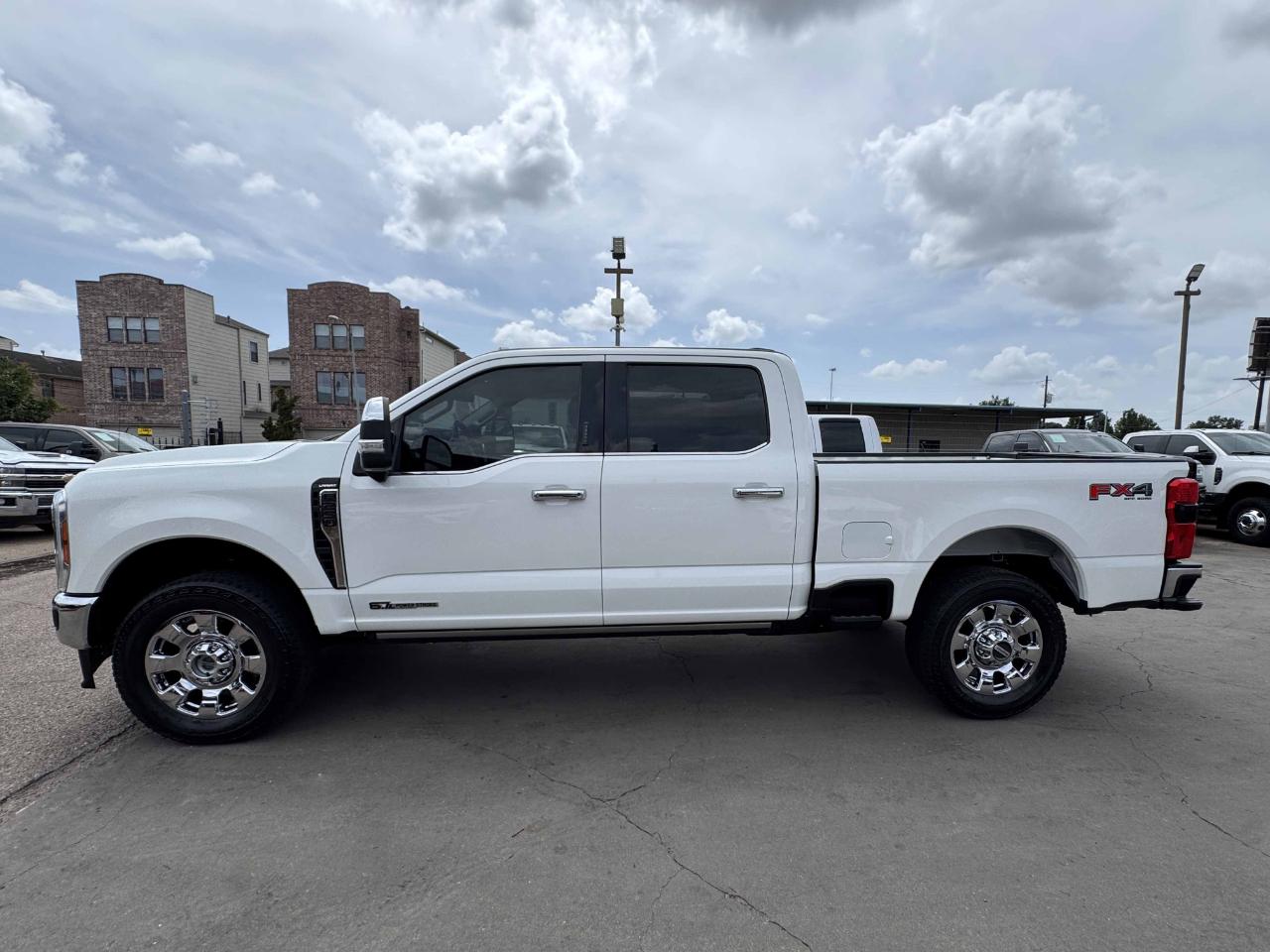 Ford Super Duty F-250 SRW  2023