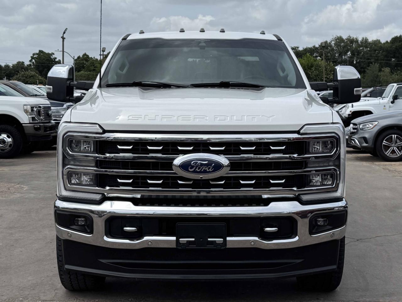 Ford Super Duty F-250 SRW  2023
