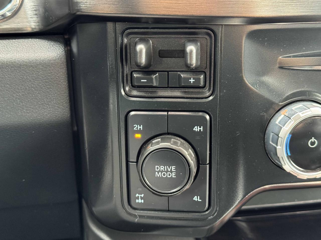 Ford Super Duty F-250 SRW  2023
