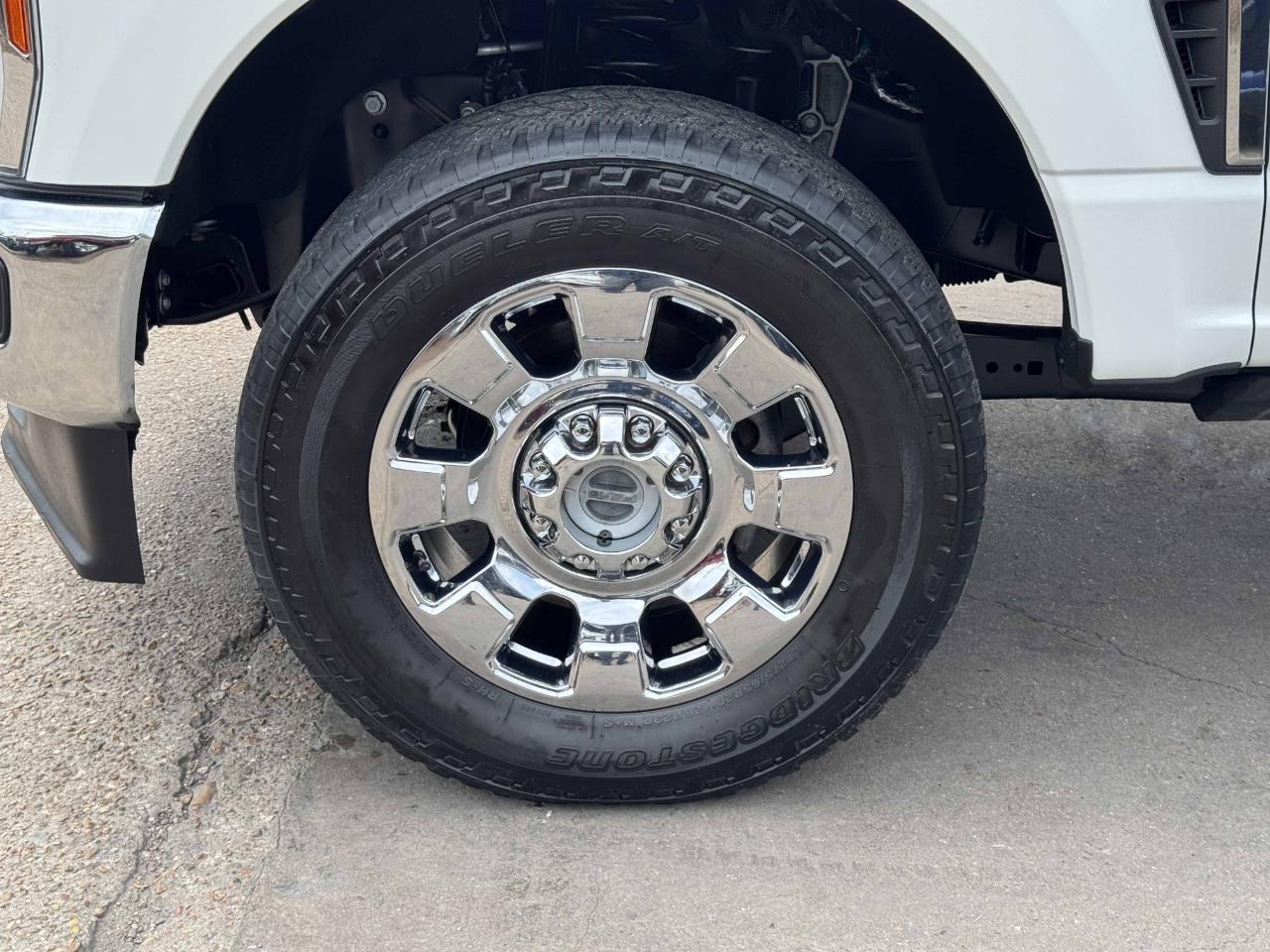 Ford Super Duty F-250 SRW  2023