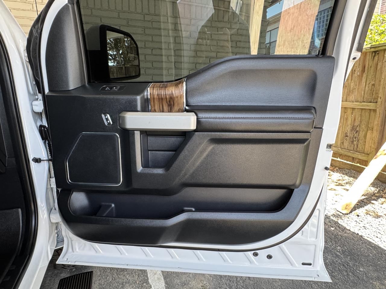 Ford F-150 Lariat SuperCrew 4WD 2018