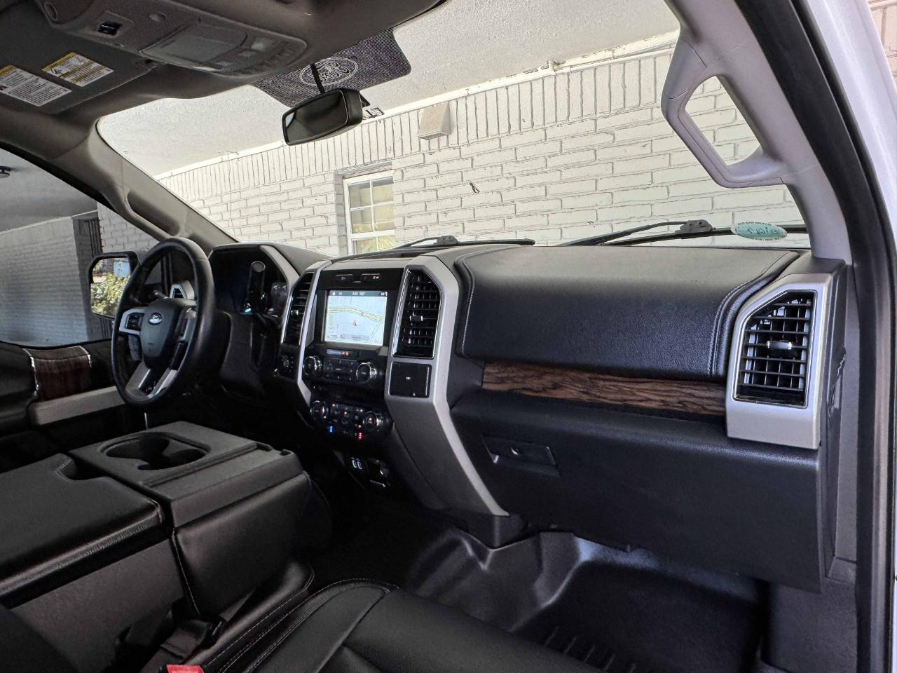 Ford F-150 Lariat SuperCrew 4WD 2018