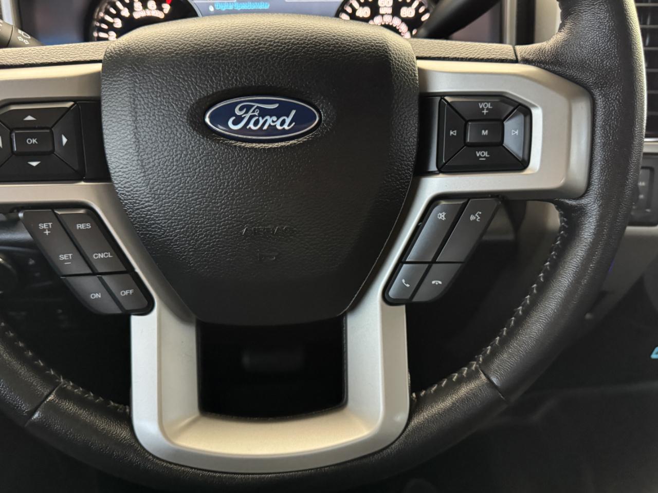 Ford F-150 Lariat SuperCrew 4WD 2018