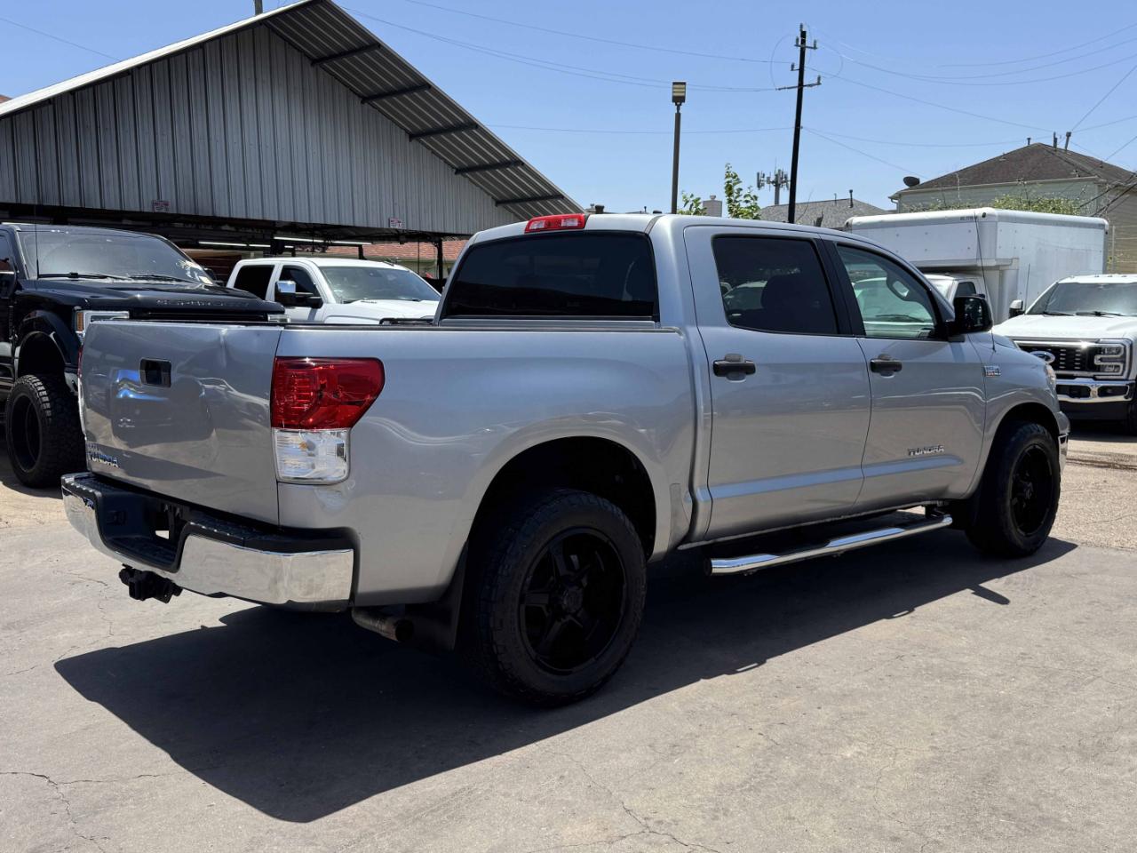 Toyota Tundra  2012