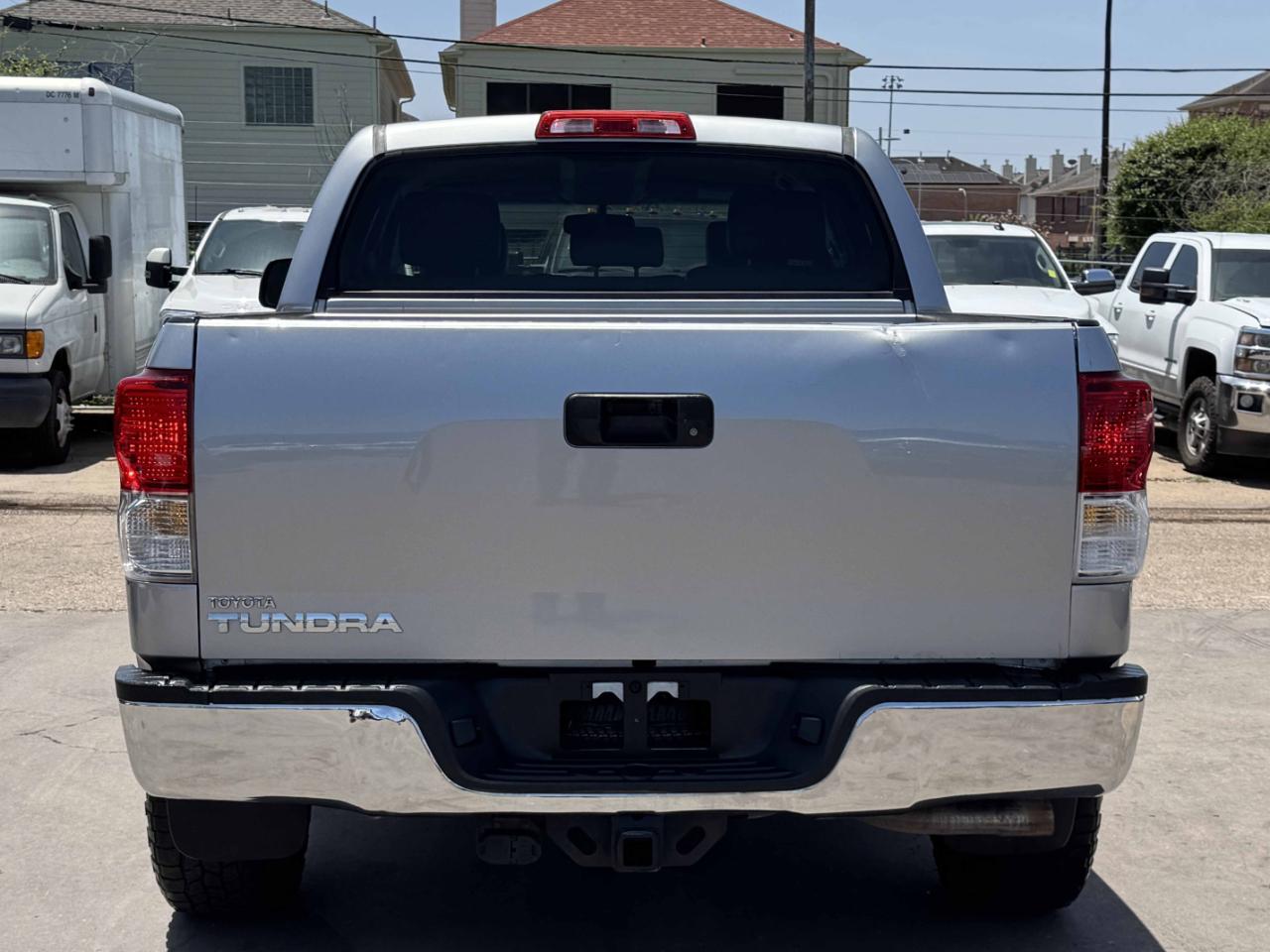Toyota Tundra  2012