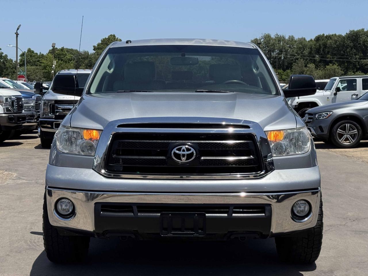 Toyota Tundra  2012