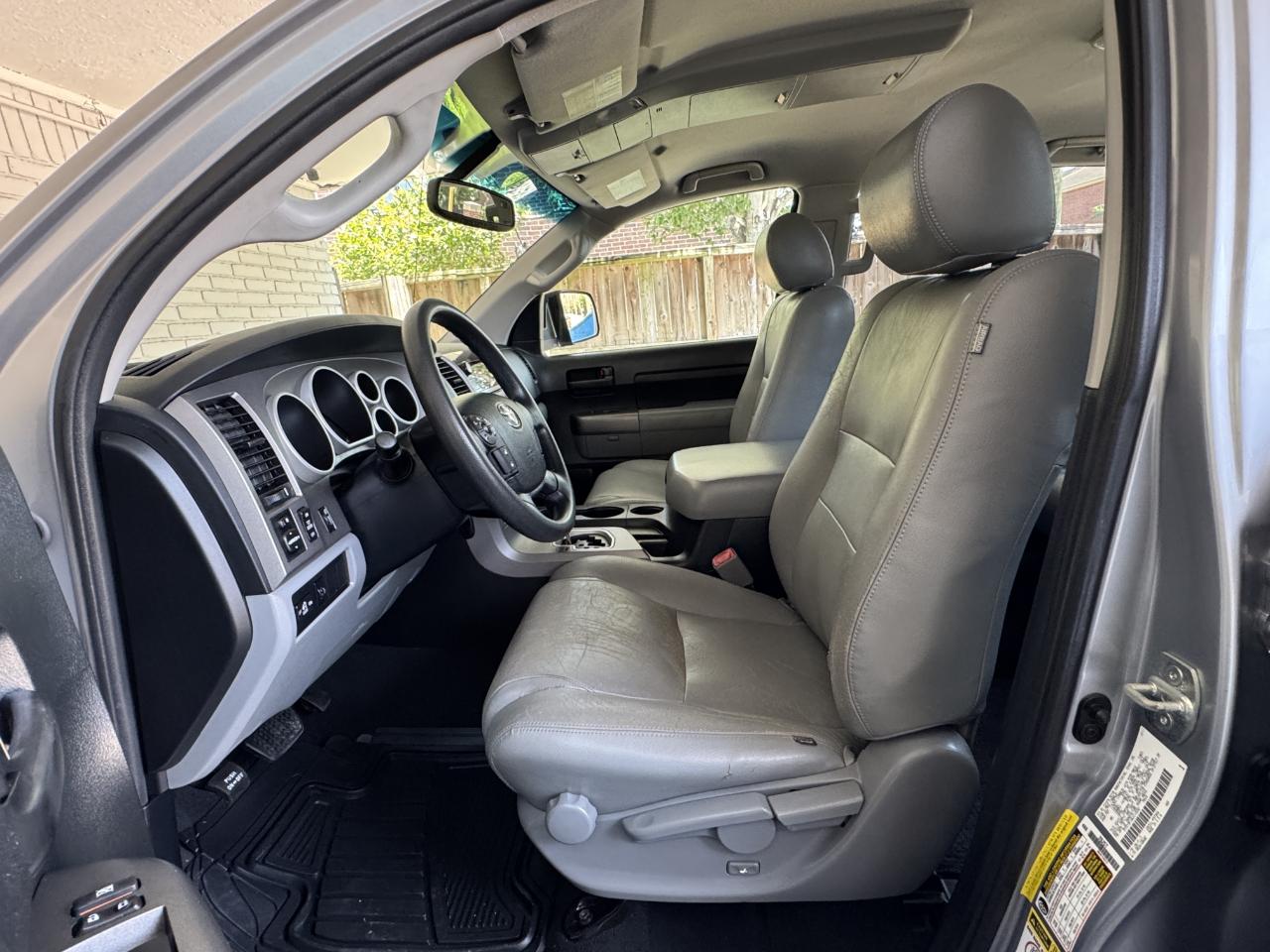 Toyota Tundra  2012