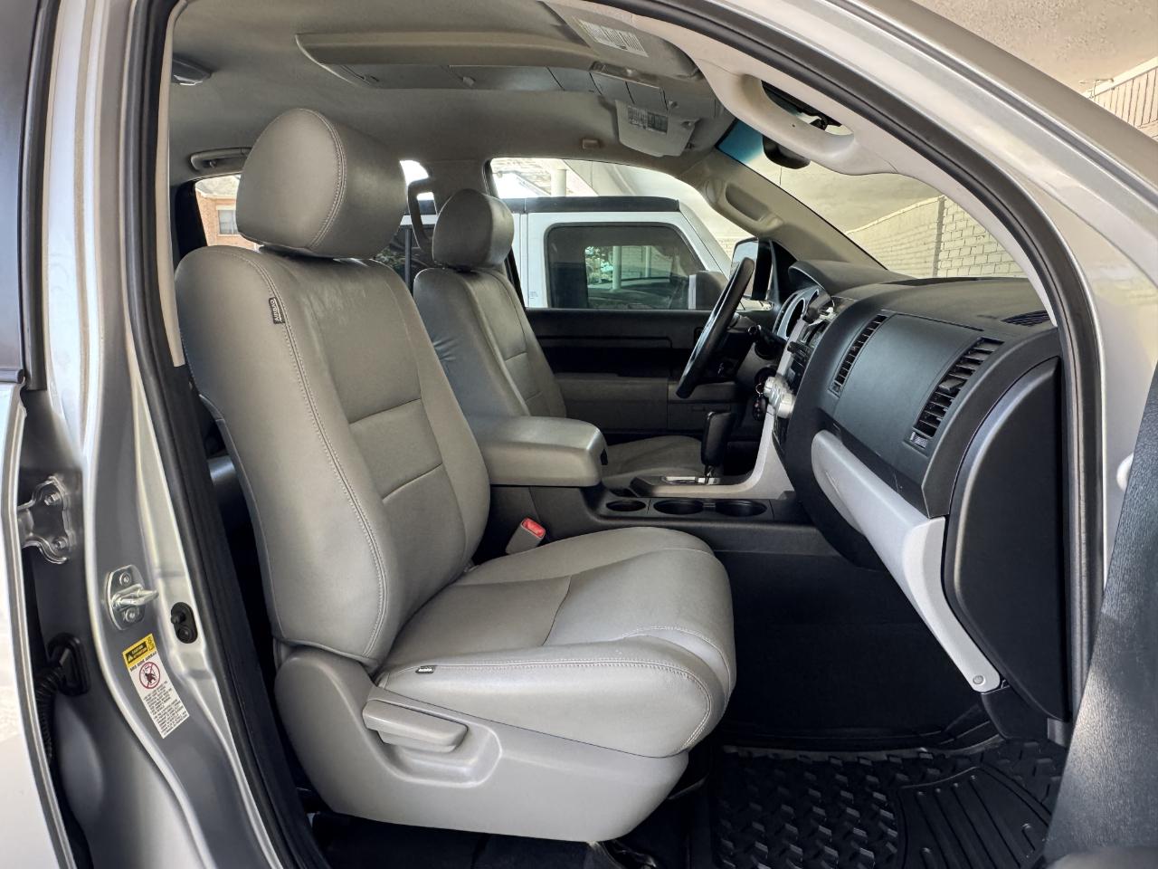 Toyota Tundra  2012