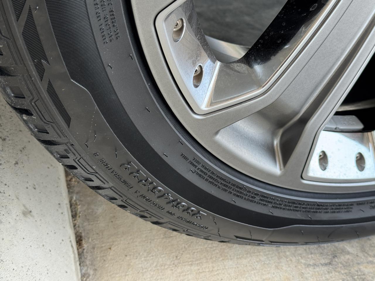 GMC Yukon Denali 2WD 2015