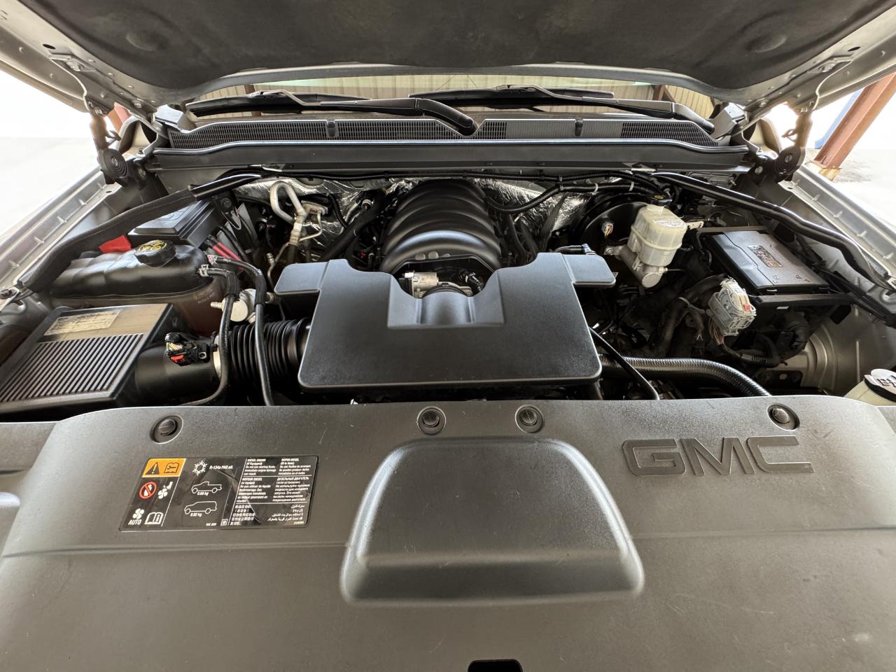 GMC Yukon Denali 2WD 2015