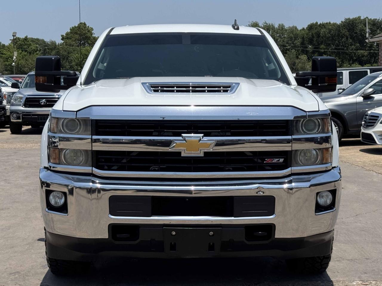Chevrolet Silverado 2500HD LT Crew Cab 4WD 2017
