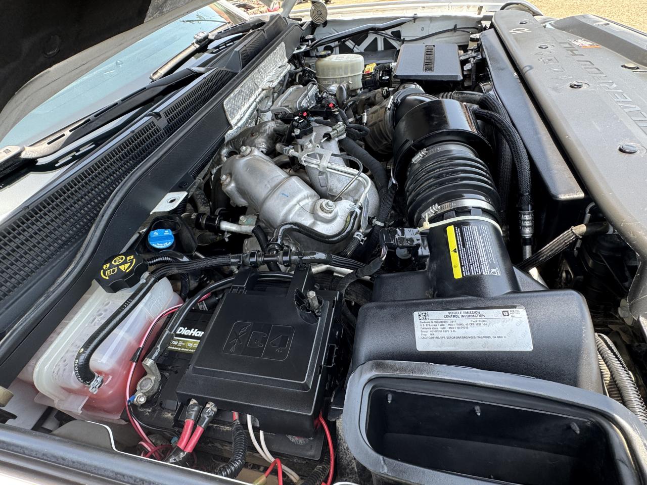 Chevrolet Silverado 2500HD LT Crew Cab 4WD 2017