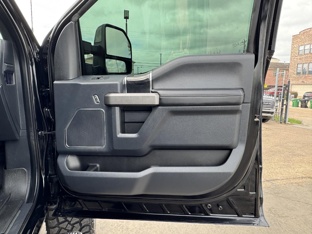 Ford Super Duty F-250 SRW  2022