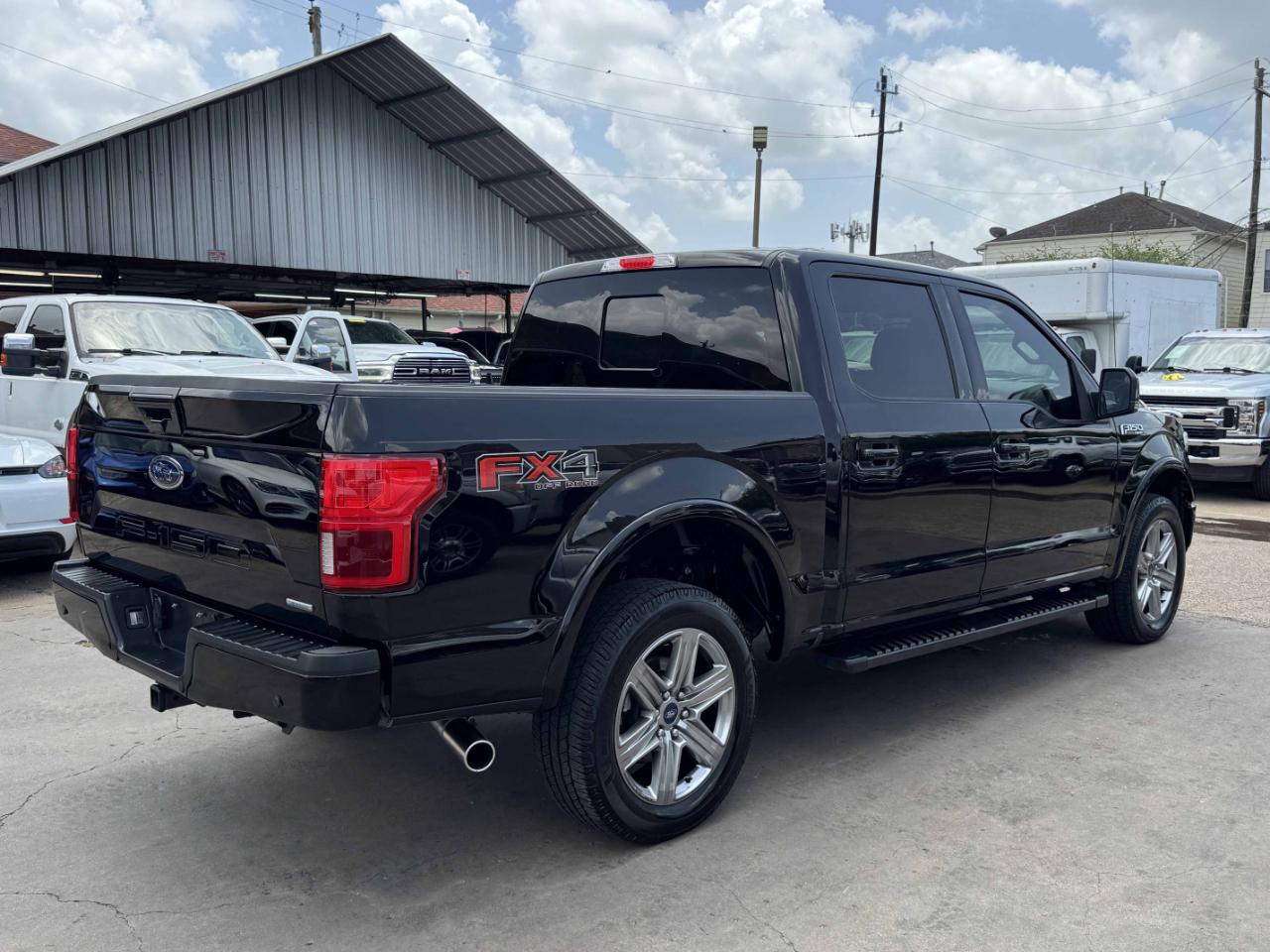 Ford F-150 Lariat SuperCrew 4WD 2018
