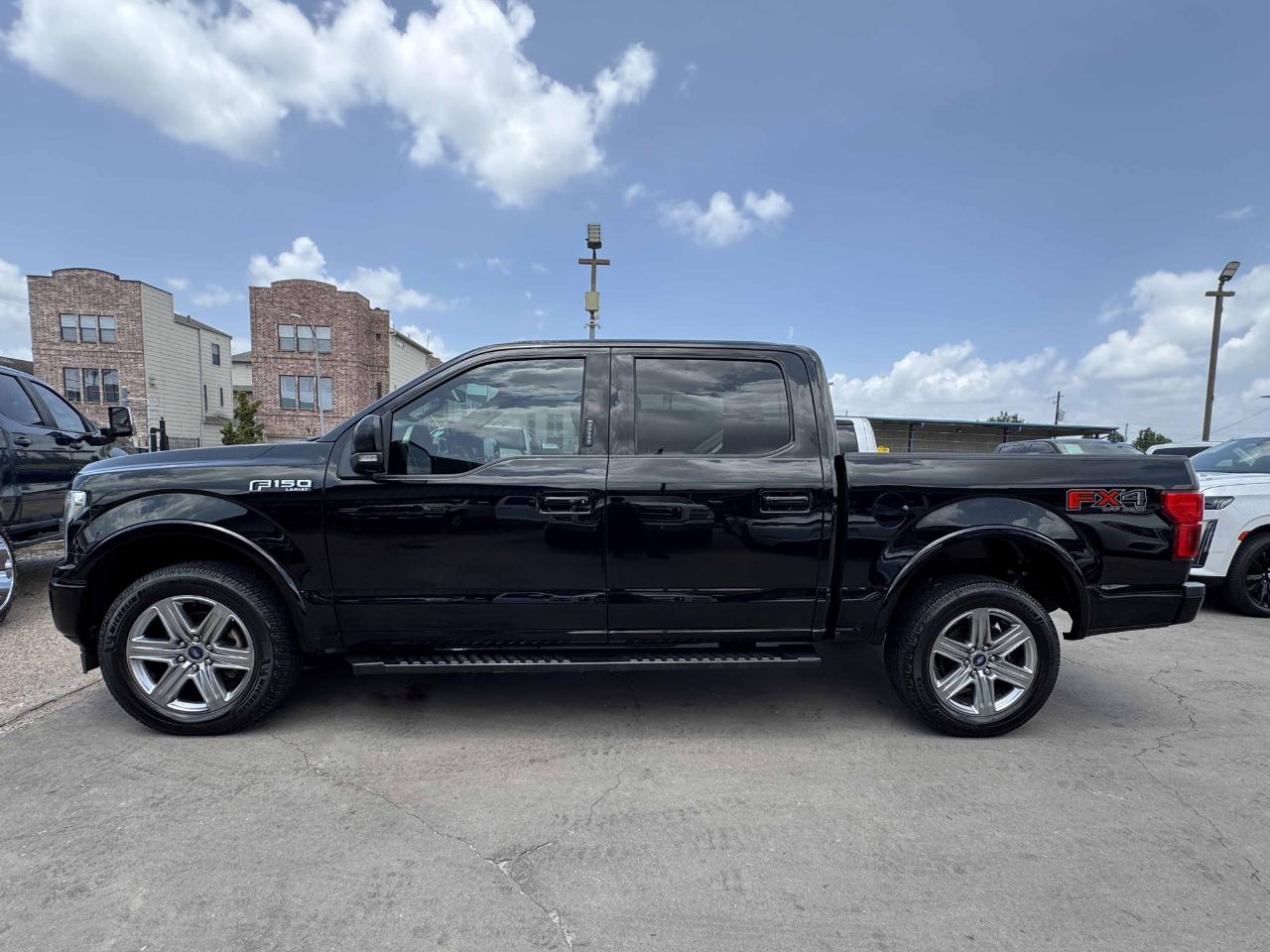 Ford F-150 Lariat SuperCrew 4WD 2018