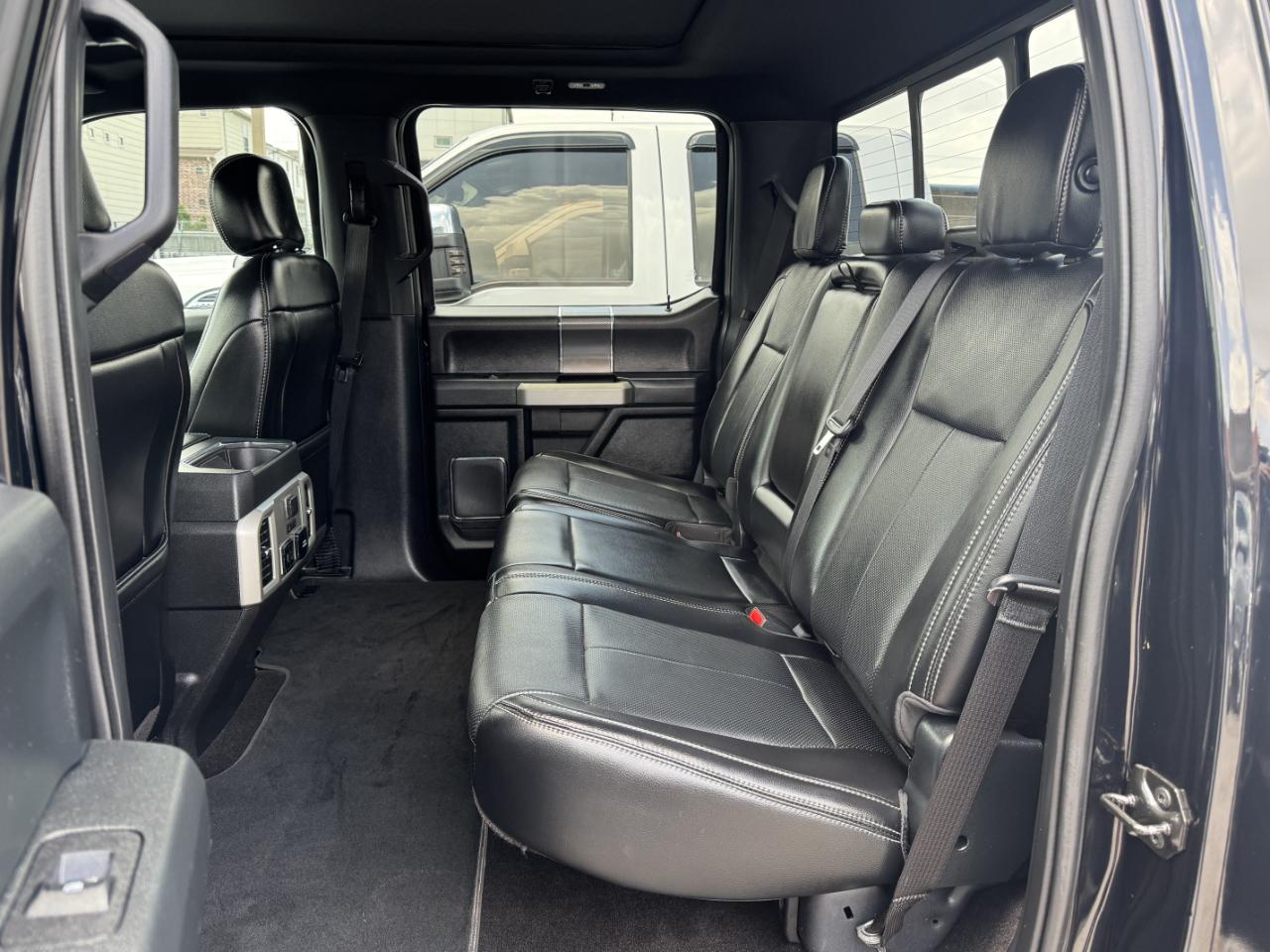 Ford F-150 Lariat SuperCrew 4WD 2018