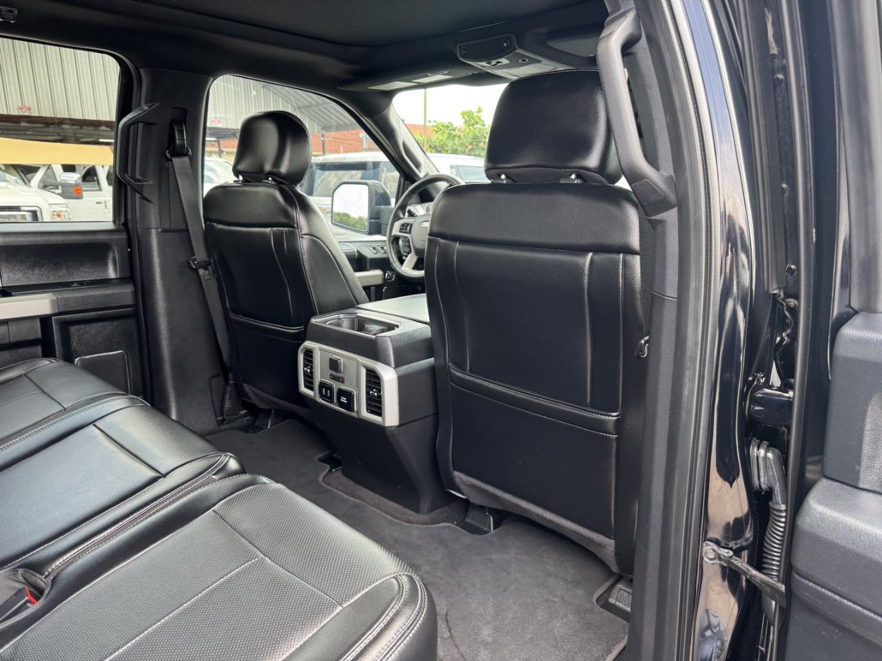 Ford F-150 Lariat SuperCrew 4WD 2018