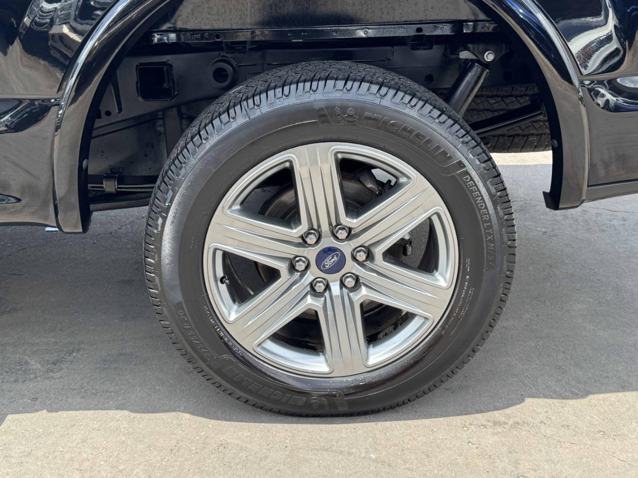 Ford F-150 Lariat SuperCrew 4WD 2018