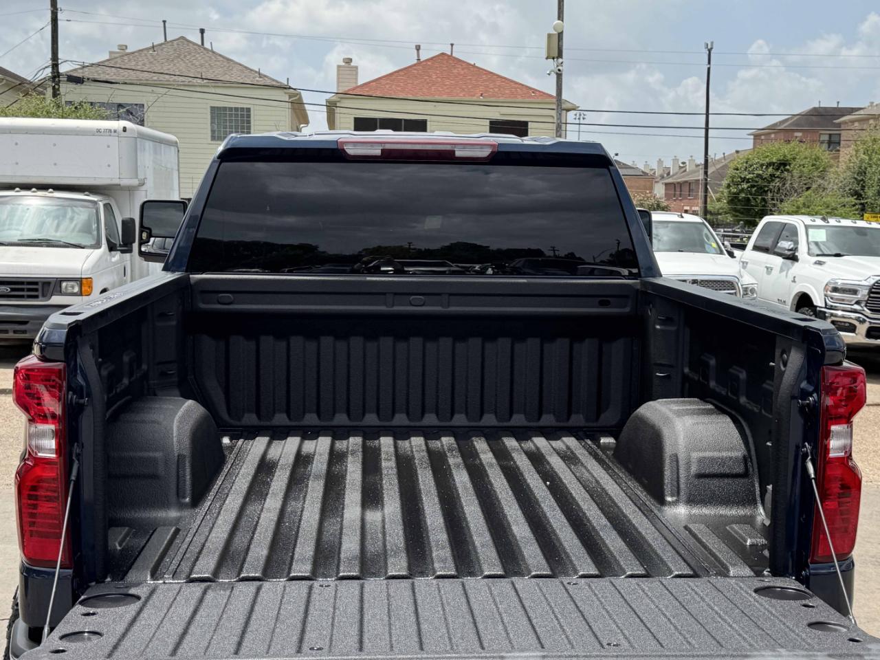 Chevrolet Silverado 1500 LT Crew Cab 4WD 2022