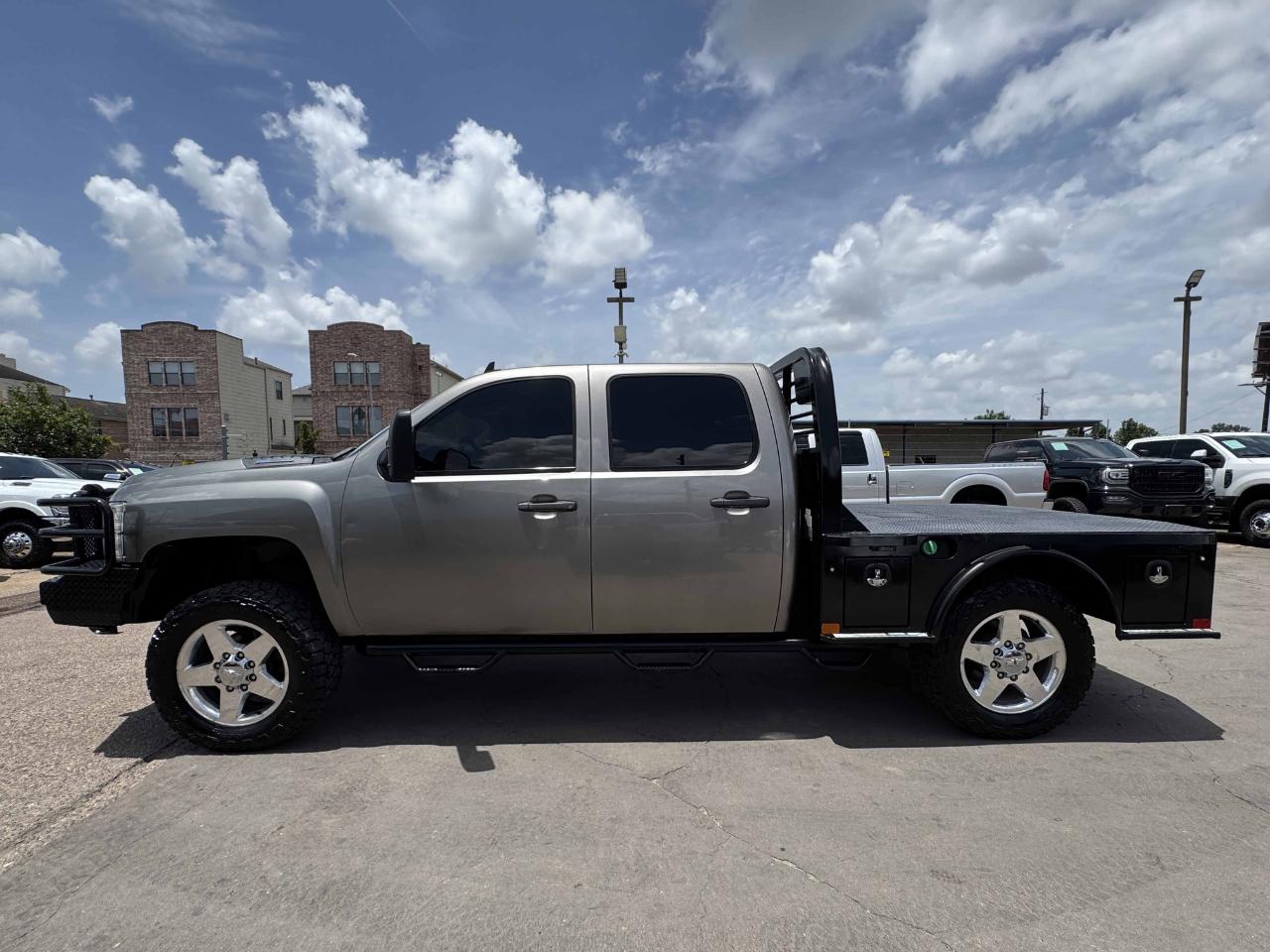Chevrolet Silverado 2500HD LT Crew Cab 4WD 2013