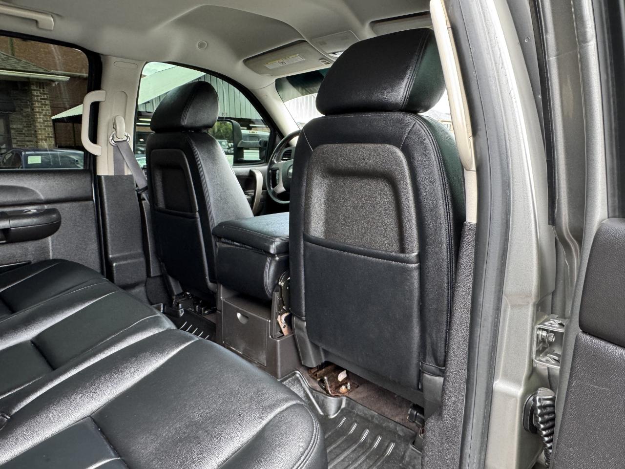 Chevrolet Silverado 2500HD LT Crew Cab 4WD 2013