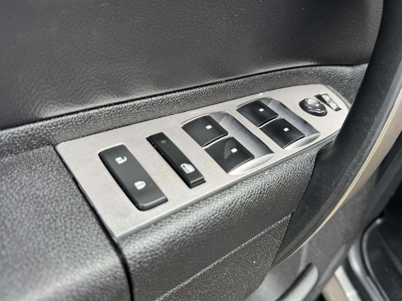 Chevrolet Silverado 2500HD LT Crew Cab 4WD 2013