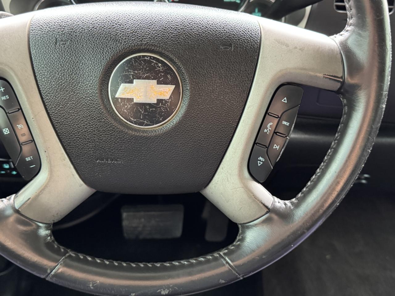 Chevrolet Silverado 2500HD LT Crew Cab 4WD 2013