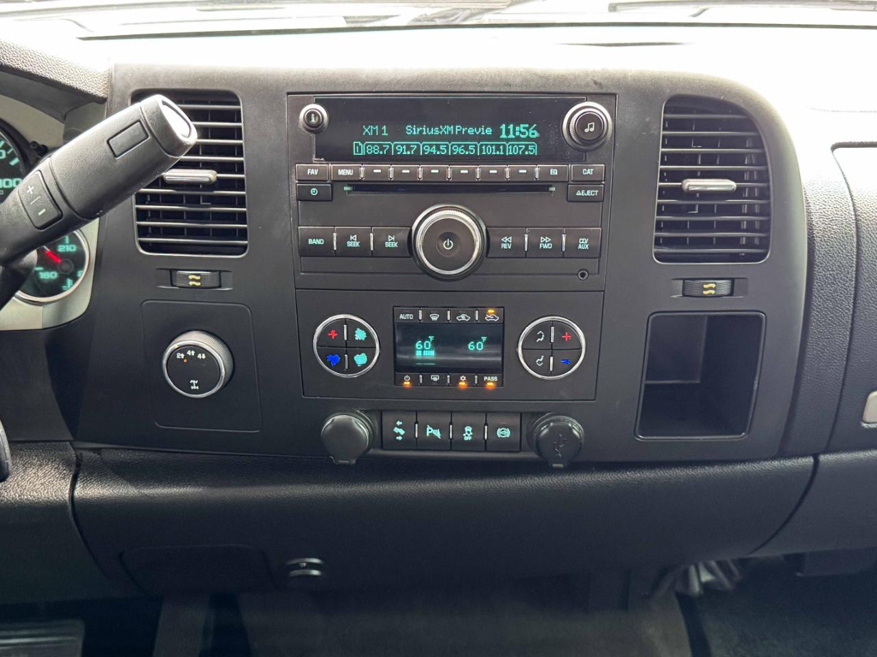 Chevrolet Silverado 2500HD LT Crew Cab 4WD 2013