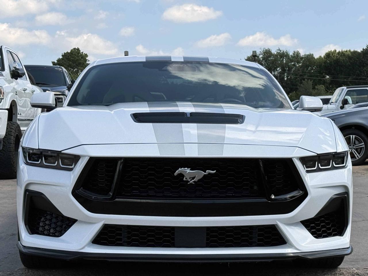 Ford Mustang  2024