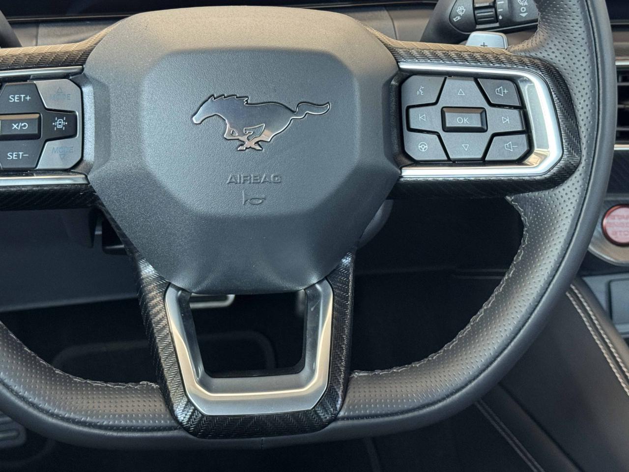 Ford Mustang  2024