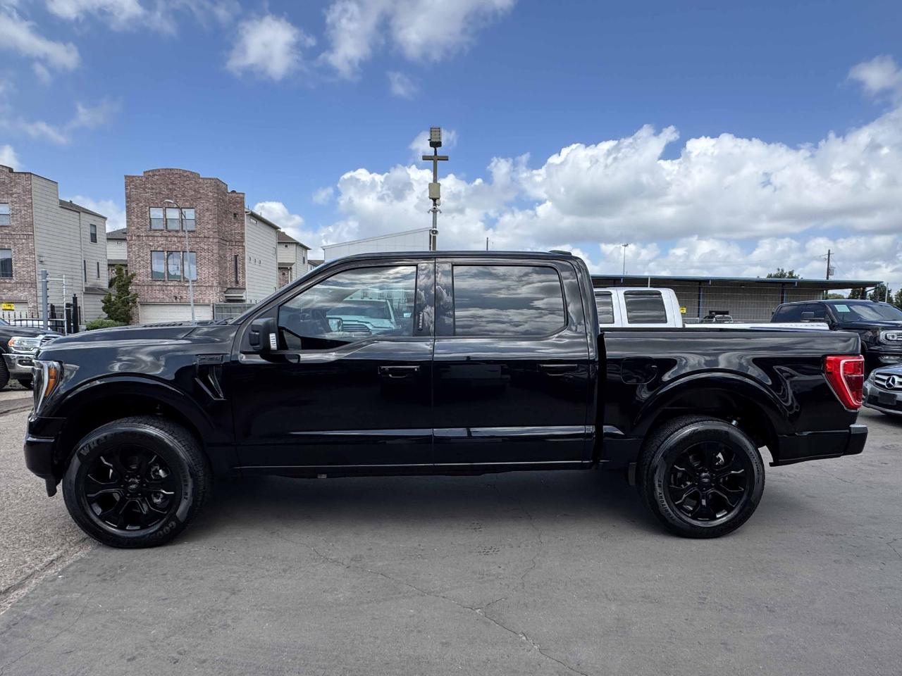 Ford F-150 XLT SuperCrew 2WD 2022
