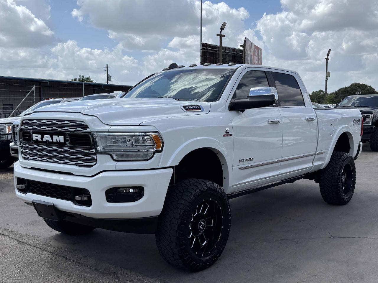 RAM 2500 Limited Crew Cab 4WD 2019