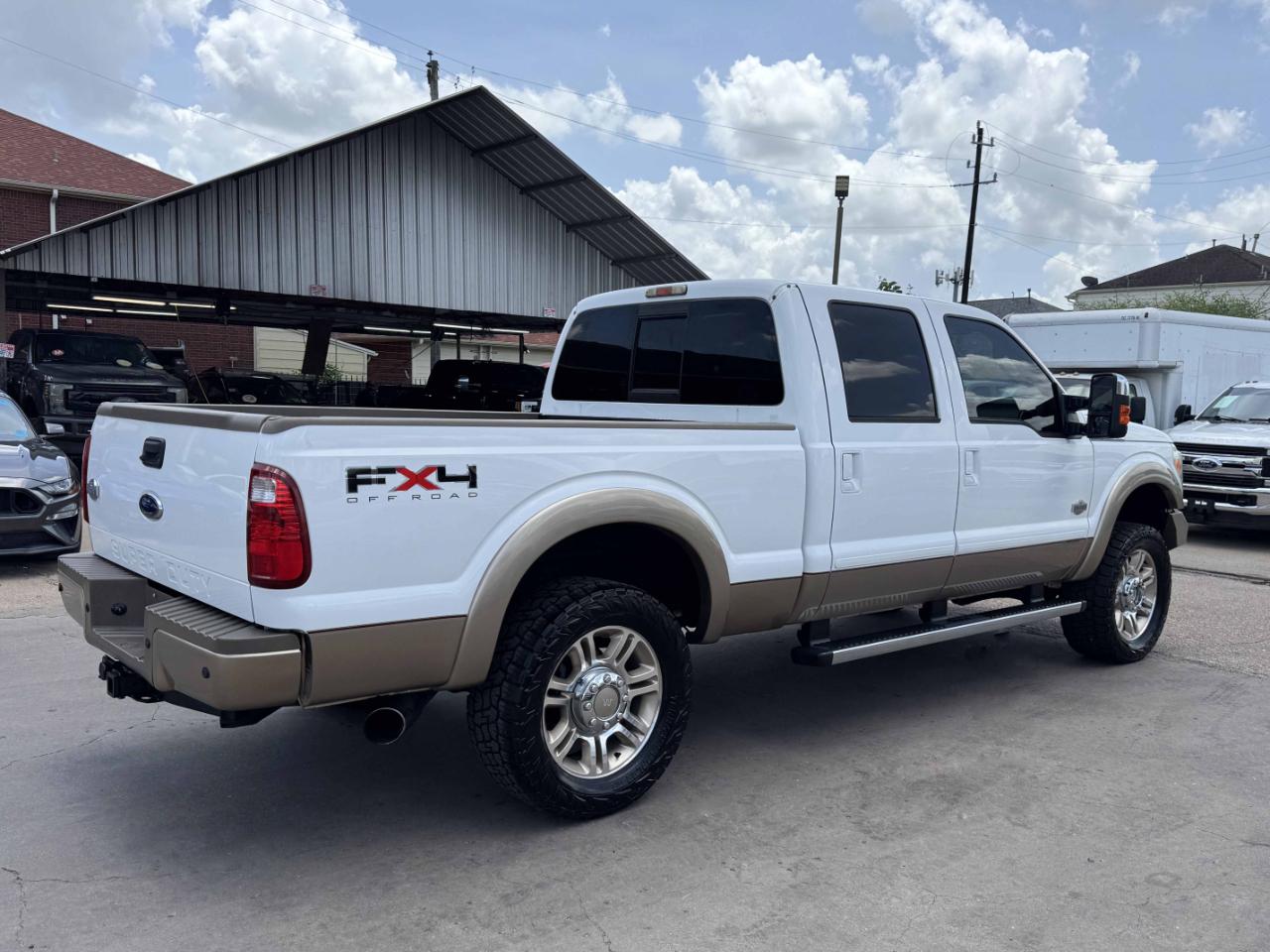 Ford Super Duty F-250 SRW  2011