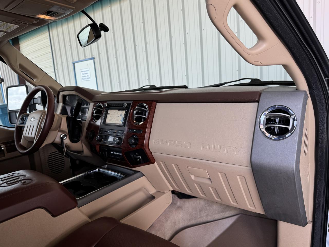 Ford Super Duty F-250 SRW  2011