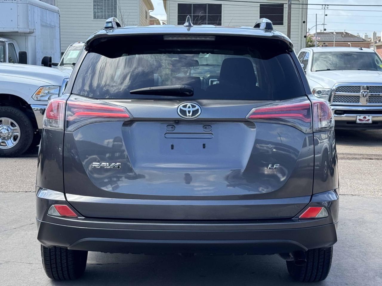 Toyota RAV4  2017