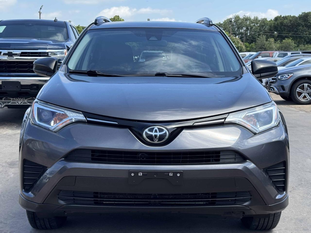 Toyota RAV4  2017